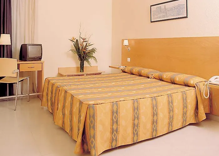 Bcn Urbaness Del Comte Hotel 2*