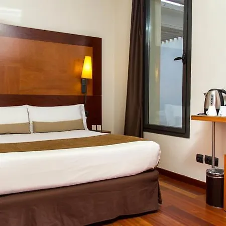 Bcn Urbaness Del Comte Hotel 2*