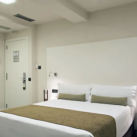 Bcn Urbaness Del Comte 2* Barcelona