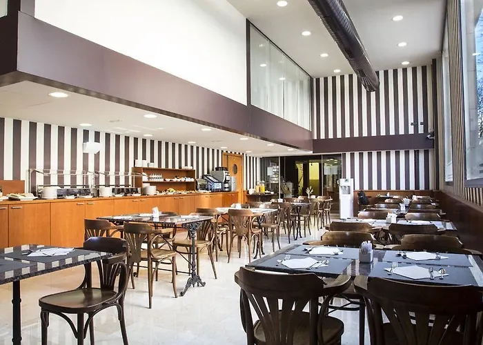 Otel Bcn Urbaness Del Comte 2*