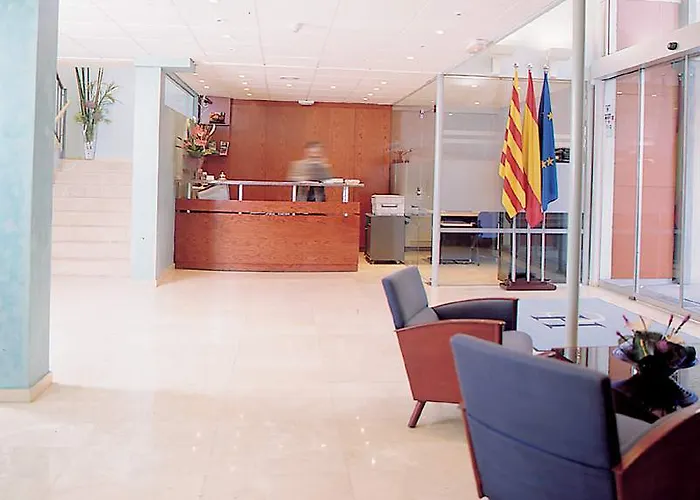 Otel Bcn Urbaness Del Comte Barselona